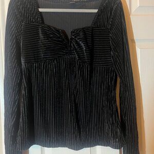 NEW Women's Black Pleated Velvet Top-Long Sleeve, Sweetheart Neckline-Size XL